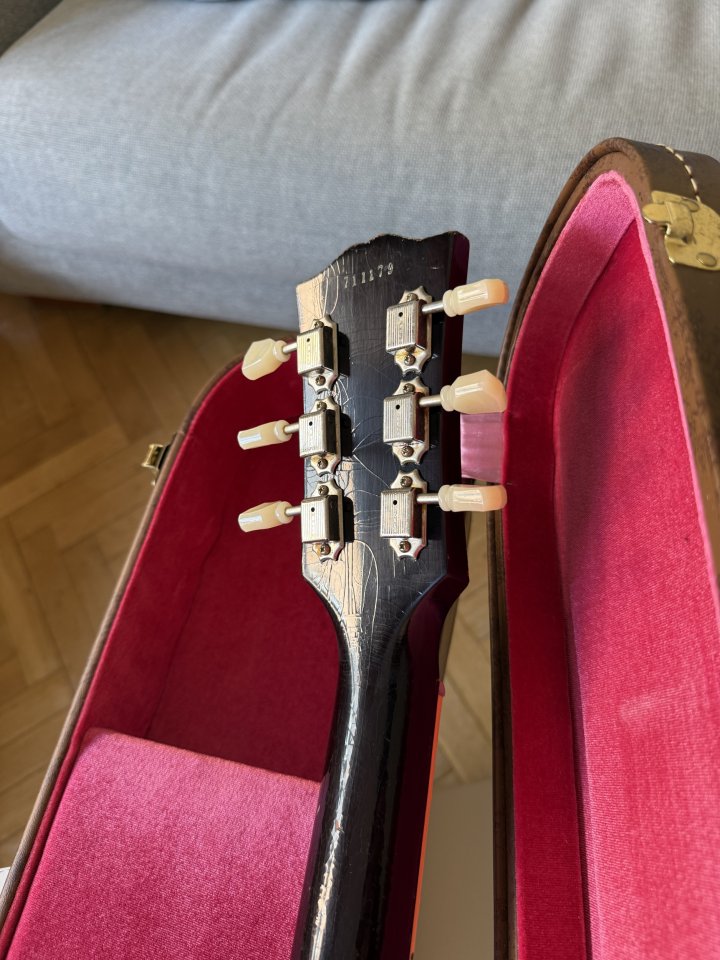 Gibson Les Paul 57 Goldtop Darkback Murphy Lab Light Aged de segunda mano · Foto 5 de 10 · Madrid · 5000 €