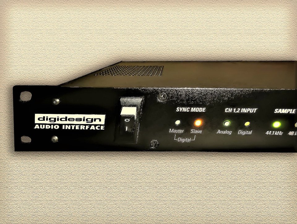 DIGIDESIGN QUAD AUDIO INTERFACE PRO para Sistemas Pro Tools