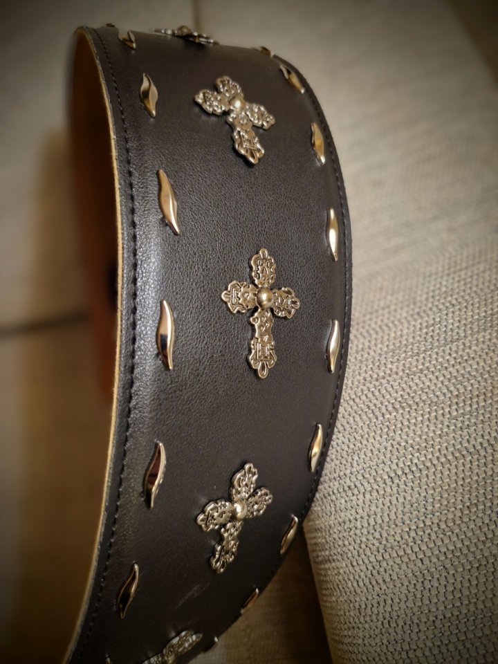 Correa Guitarra/Bajo Gothic Cross 10 cm