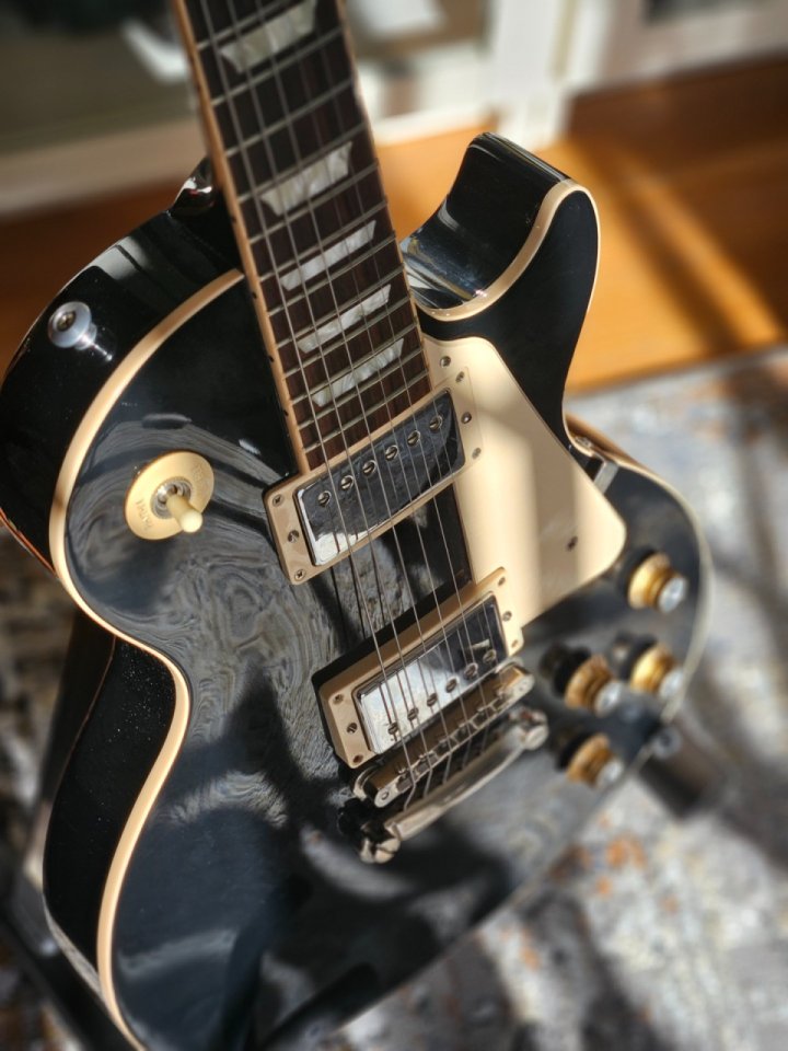 Gibson les paul classic ebony de segunda mano · Foto 7 de 7 · Murcia · 1850 €