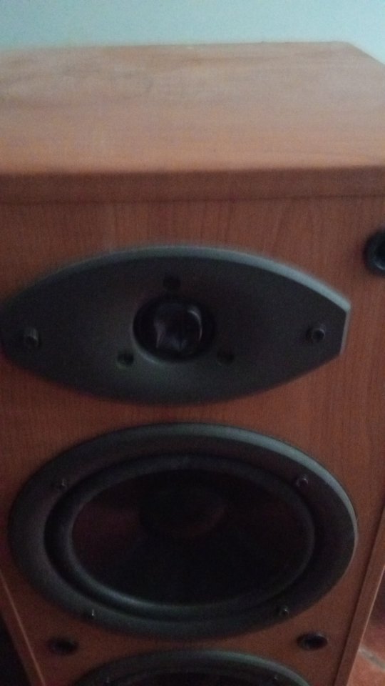 Altavoces equipo de segunda mano · Foto 3 de 7 · Cádiz · 120 €