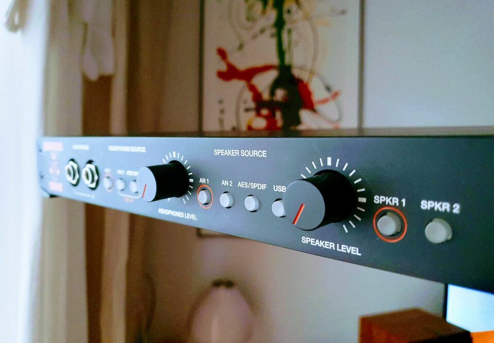 Dangerous Music Source - DAC controlador monitoring mastering