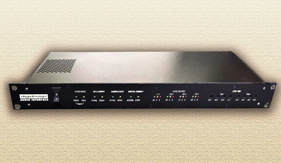 DIGIDESIGN QUAD AUDIO INTERFACE PRO para Sistemas Pro Tools