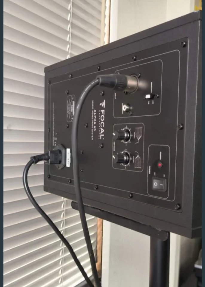 Monitores de estudio Focal Alpha 65 de segunda mano · Foto 4 de 4 · Bizkaia · 380 €