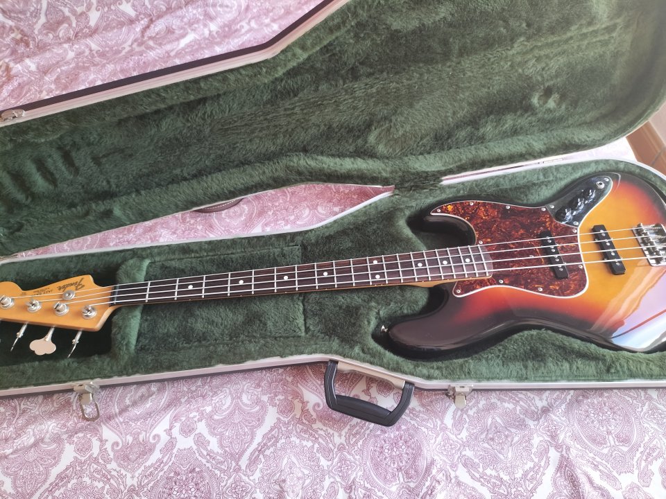 Fender jazz bass JV