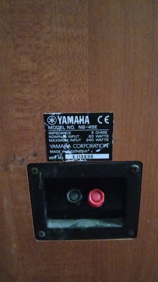 Altavoces equipo de segunda mano · Foto 5 de 7 · Cádiz · 120 €