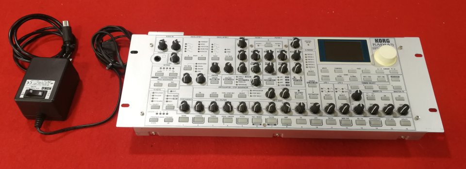 Korg Radias Rack de segunda mano · Foto 2 de 5 · Girona · 755 €