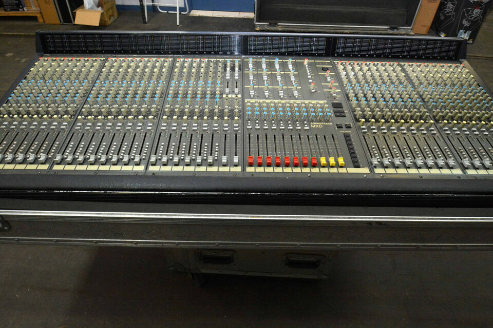 Mesa mezclas analógica 40 canales