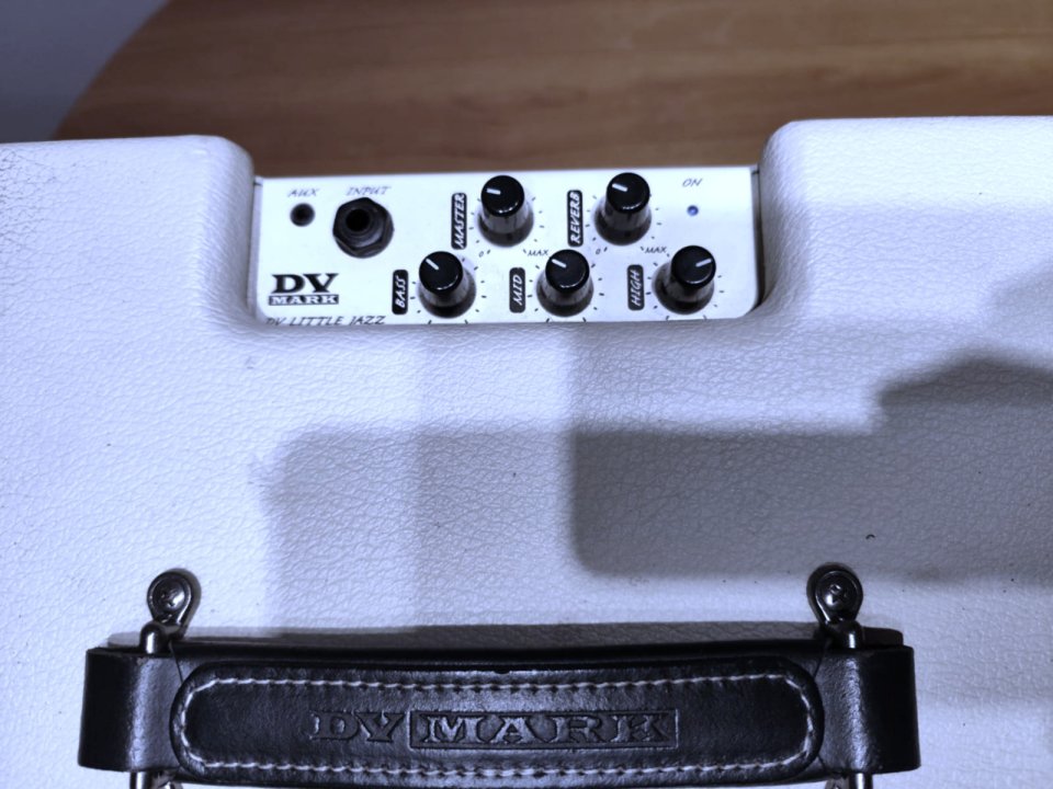 Amplificador DV Mark Jazz 112  (No hago envios)