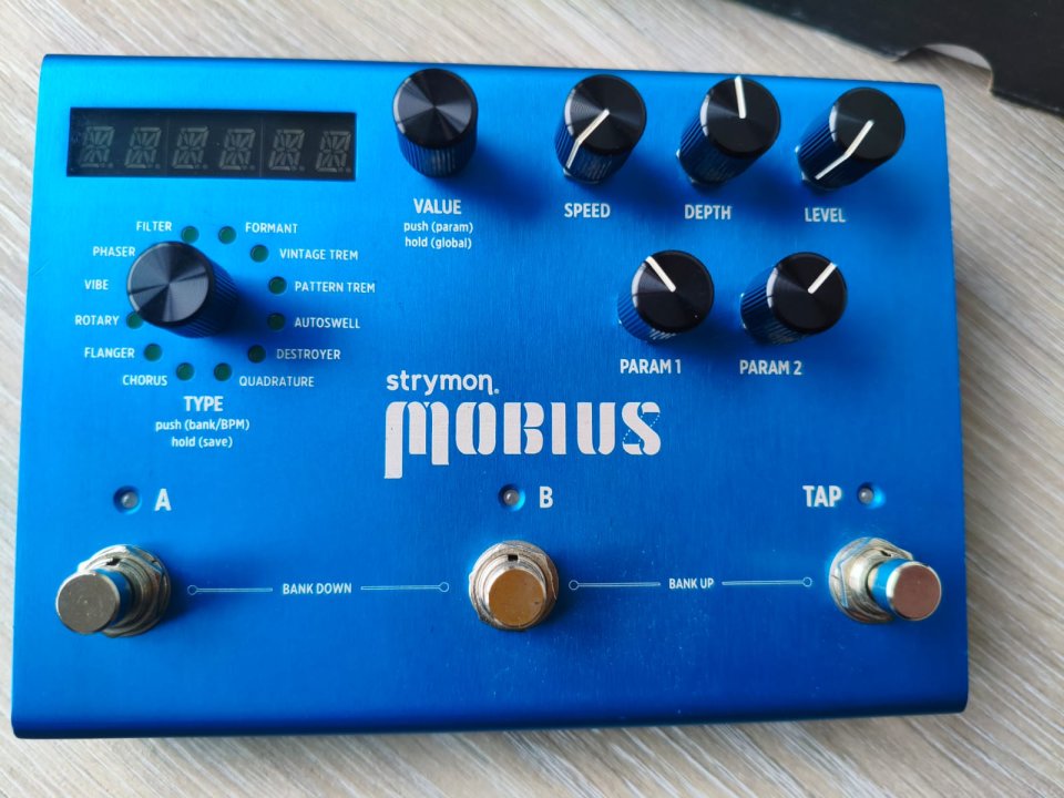 Strymon Mobius - Modulación (Caja y Manual)