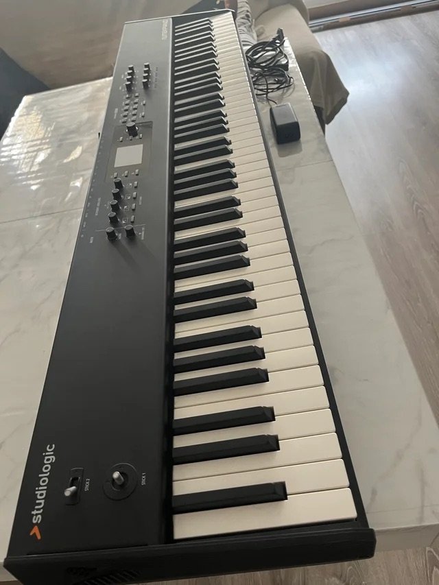 Studiologic Numa X Piano 88 teclas contrapesadas de segunda mano · Foto 5 de 9 · Málaga · 900 €