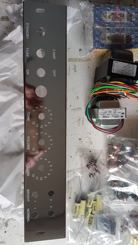 Amplificador de Boutique inspirado en el Fender 57 Custom Deluxe