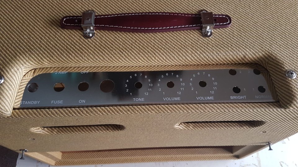 Amplificador de Boutique inspirado en el Fender 57 Custom Deluxe