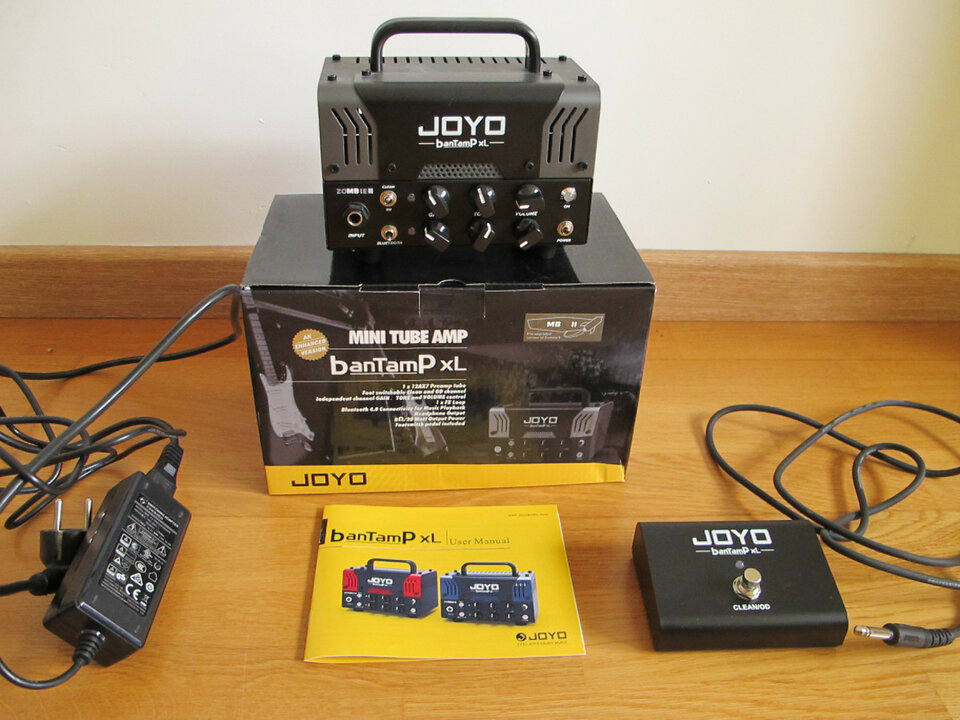 Amplificador a valvulas  Joyo Zombie  II 20W