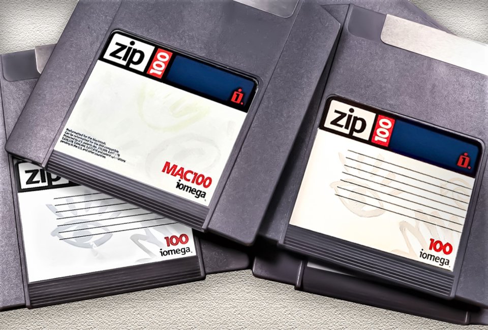 Disquetes de 100 MB IOMEGA ZIP. 7 € la unidad.