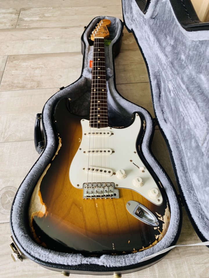 Rebel Relic ’59 Stratocaster Sunburst de segunda mano · Foto 3 de 3 · Jaén · 1800 €