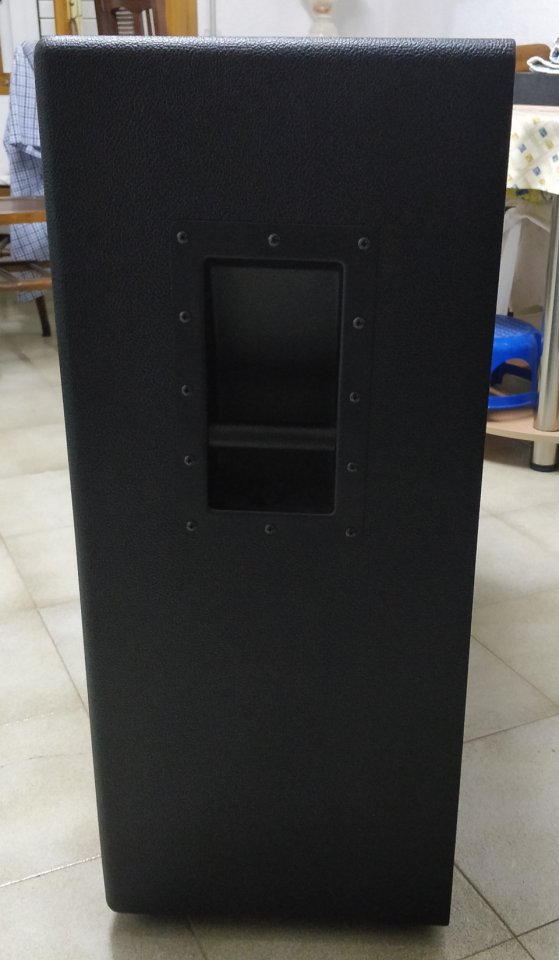 Pantalla Friedman 412/15 de segunda mano · Foto 2 de 3 · Barcelona · 1600 €