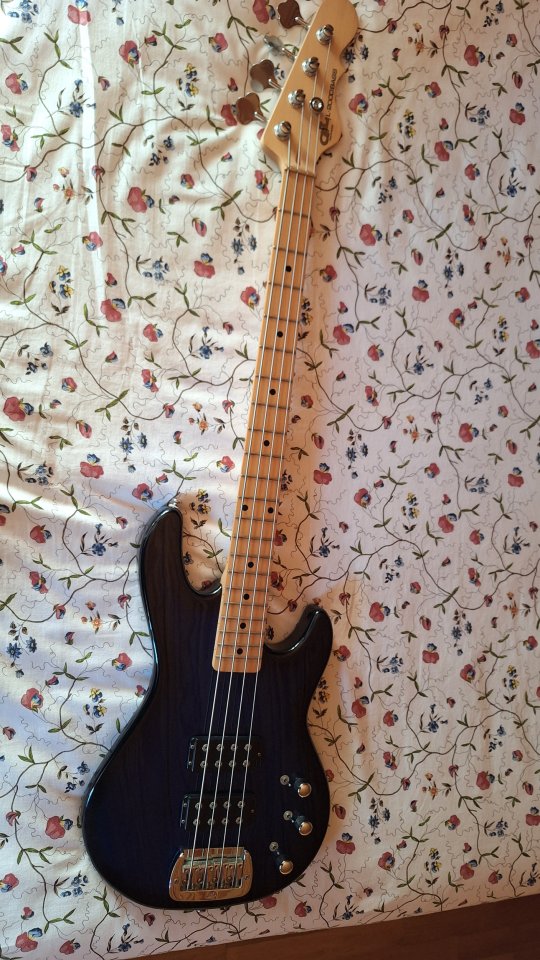G&L L2000 Tribute de segunda mano · Foto 2 de 10 · Asturias · 550 €