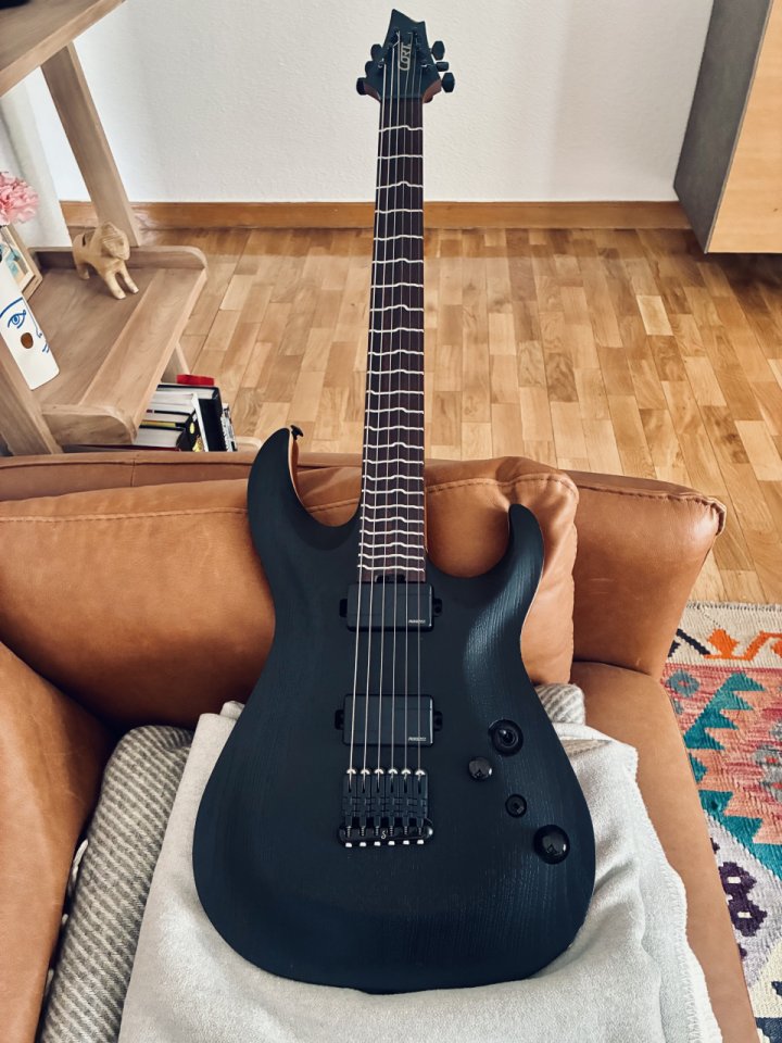 CORT KX700 TT Limited Edition, absolutamente nueva.