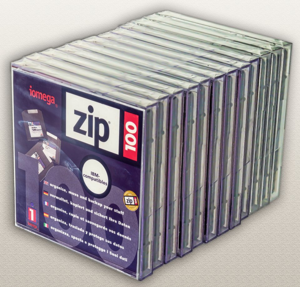 Disquetes de 100 MB IOMEGA ZIP. 7 € la unidad.