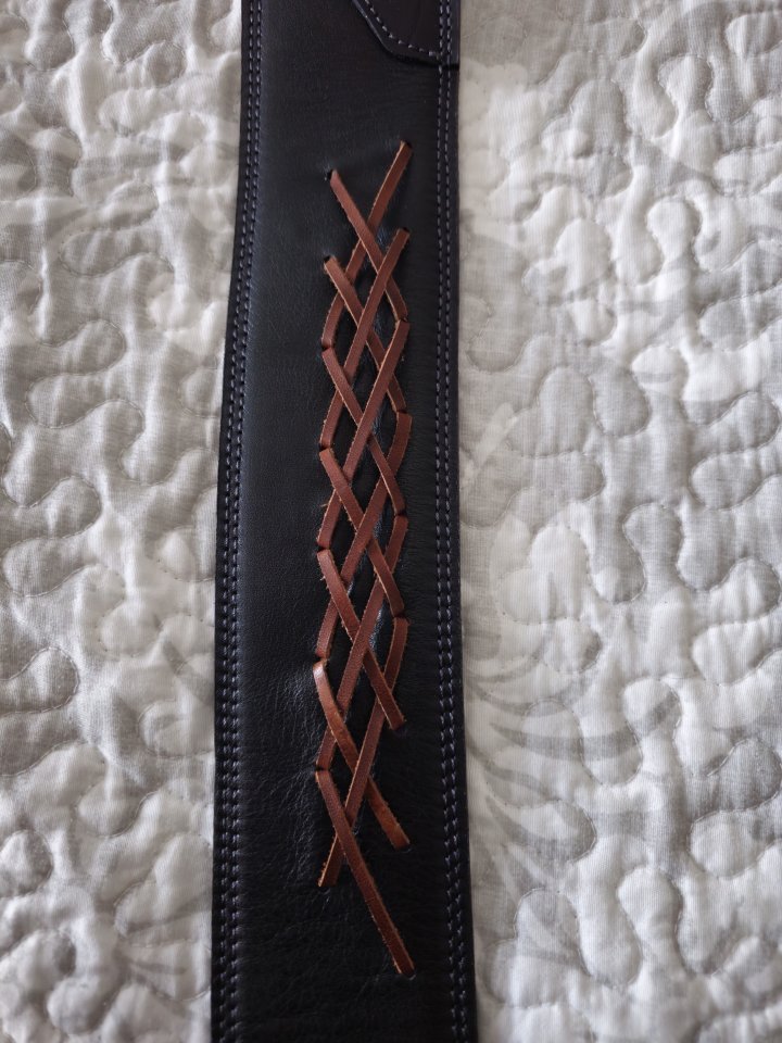 Correa guitarra o bajo de segunda mano · Foto 4 de 5 · Zaragoza · 60 €