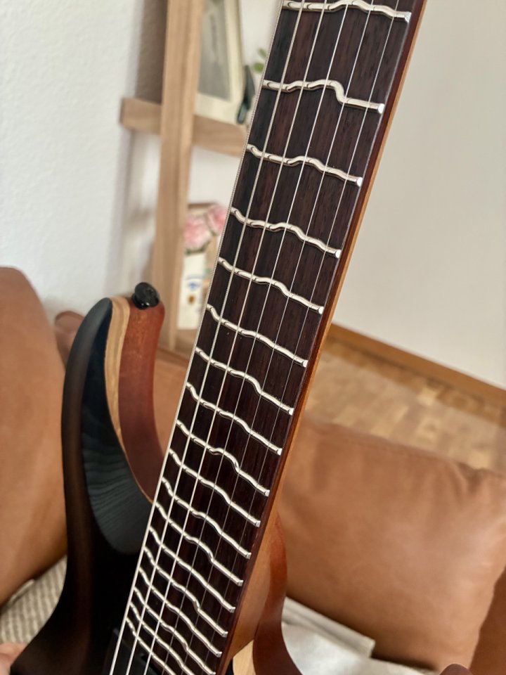 ÚLTIMO PRECIO - CORT KX700 TT Limited Edition, absolutamente nueva.