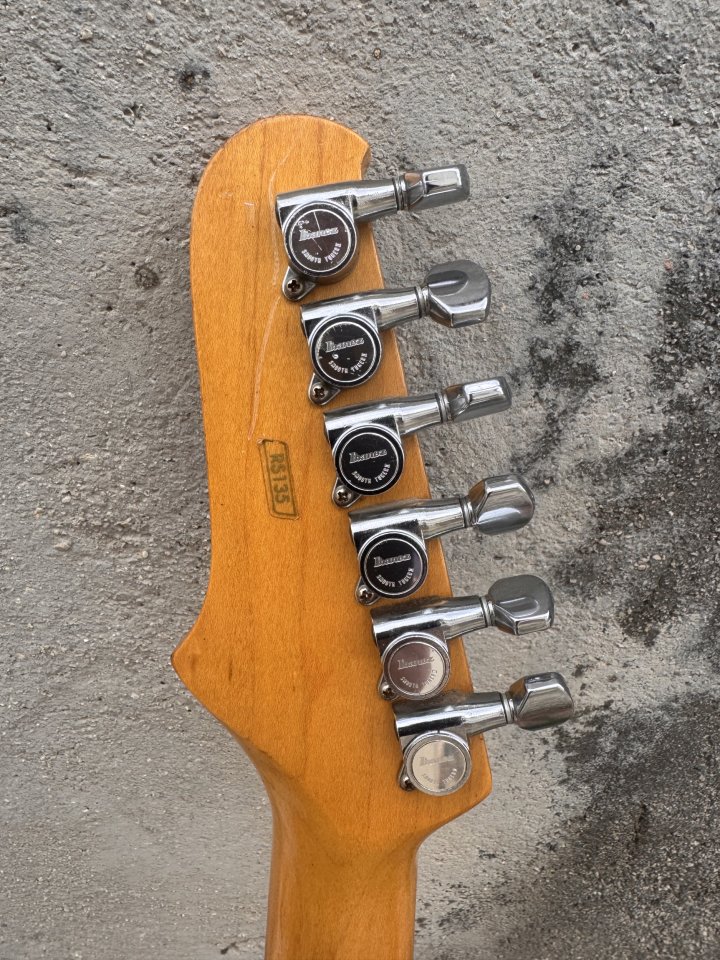 Ibanez Roadstar II Series RS135 Japan