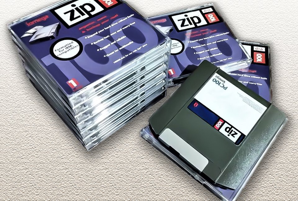 Disquetes de 100 MB IOMEGA ZIP. 7 € la unidad.