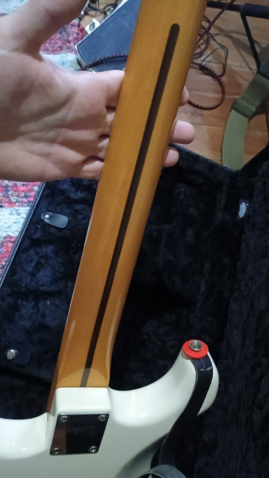 Squier Stratocaster de segunda mano · Foto 5 de 7 · A Coruña · 450 €