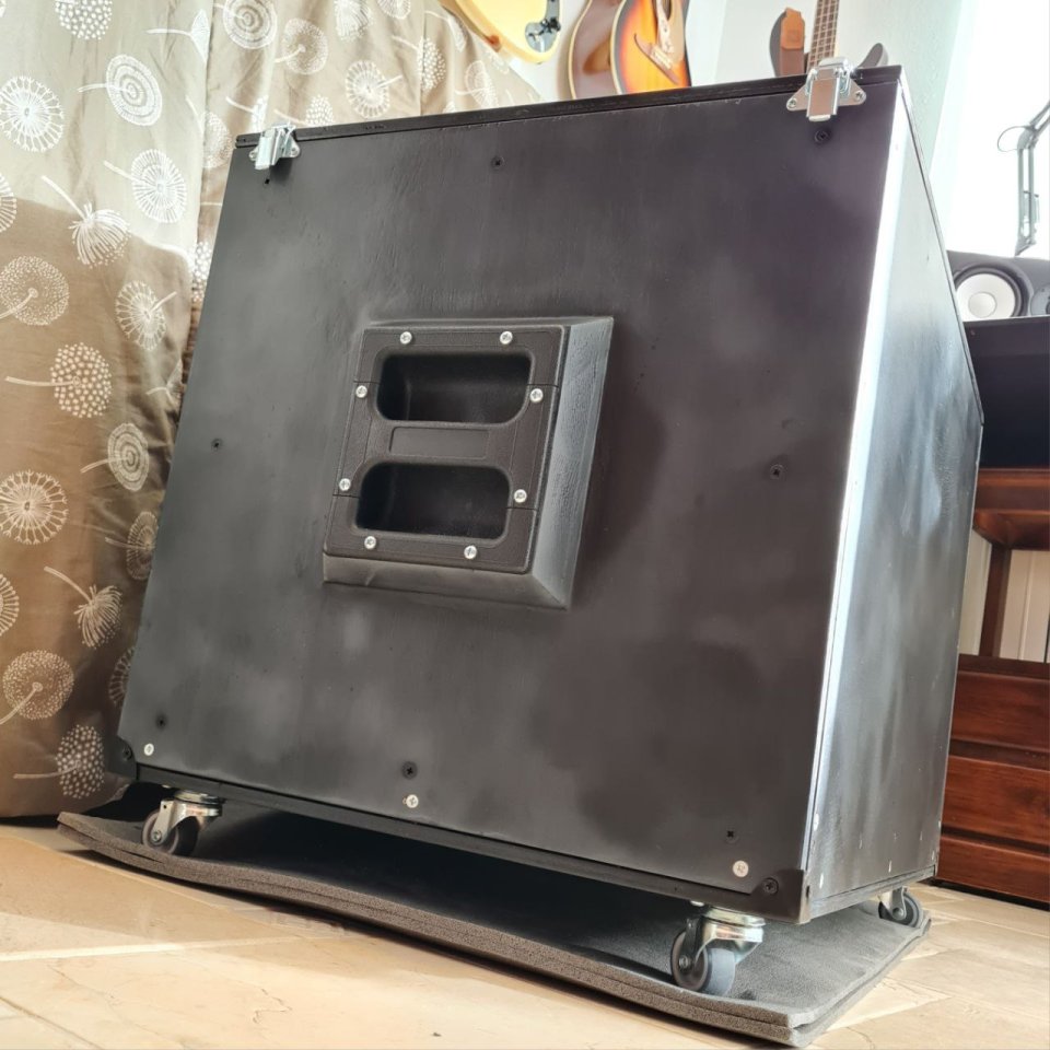 Isobox para grabar la guitarra en casa de segunda mano · Foto 5 de 7 · Alicante · 150 €
