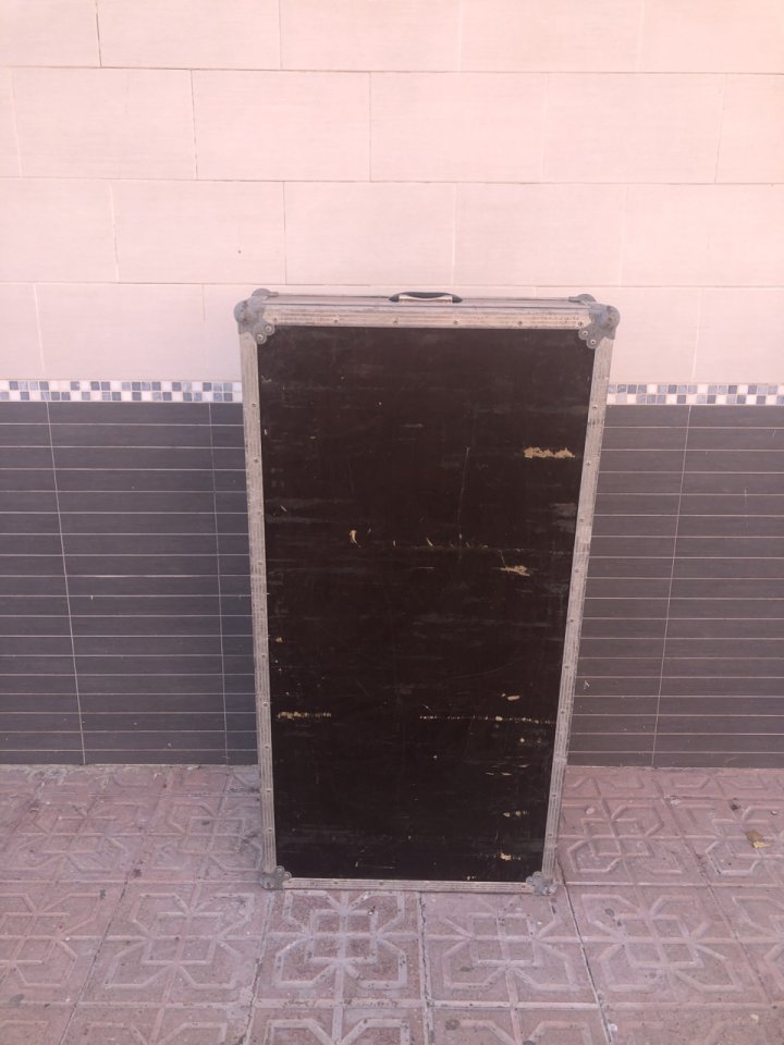Flight Case marrón oscuro de segunda mano · Foto 1 de 10 · Córdoba · 190 €