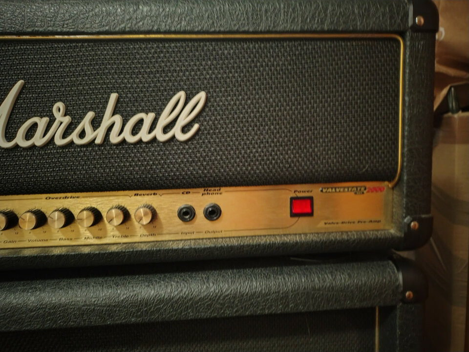 Marshall AVT 50