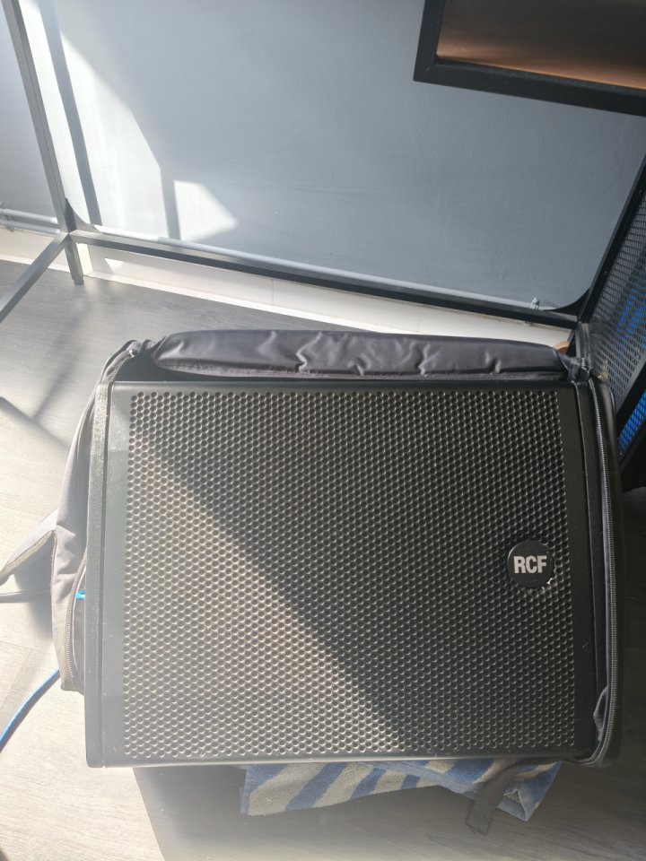 RCF NX 12-SMA Monitor Activo