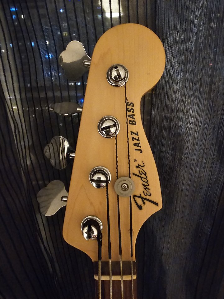 Fender Jazz Bass - Highway One 2007 Midnight Wine MADE IN USA