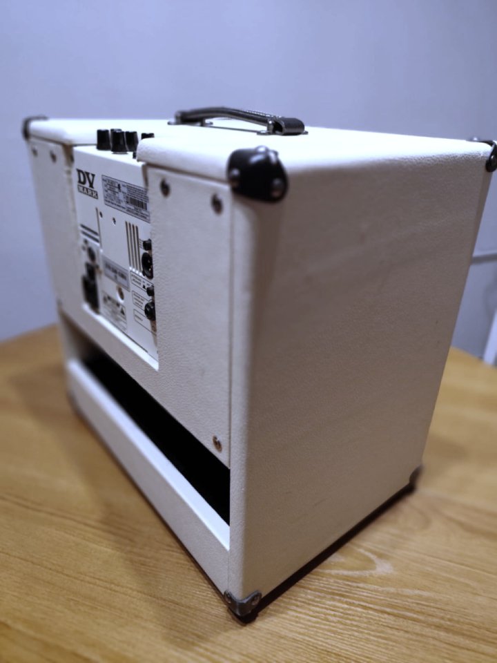 Amplificador DV Mark Jazz 112  (No hago envios)