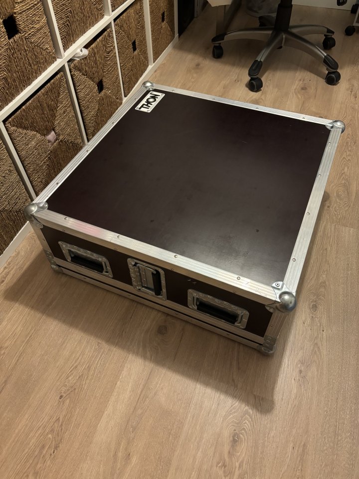 Behringer x32 compact + S32 + extras