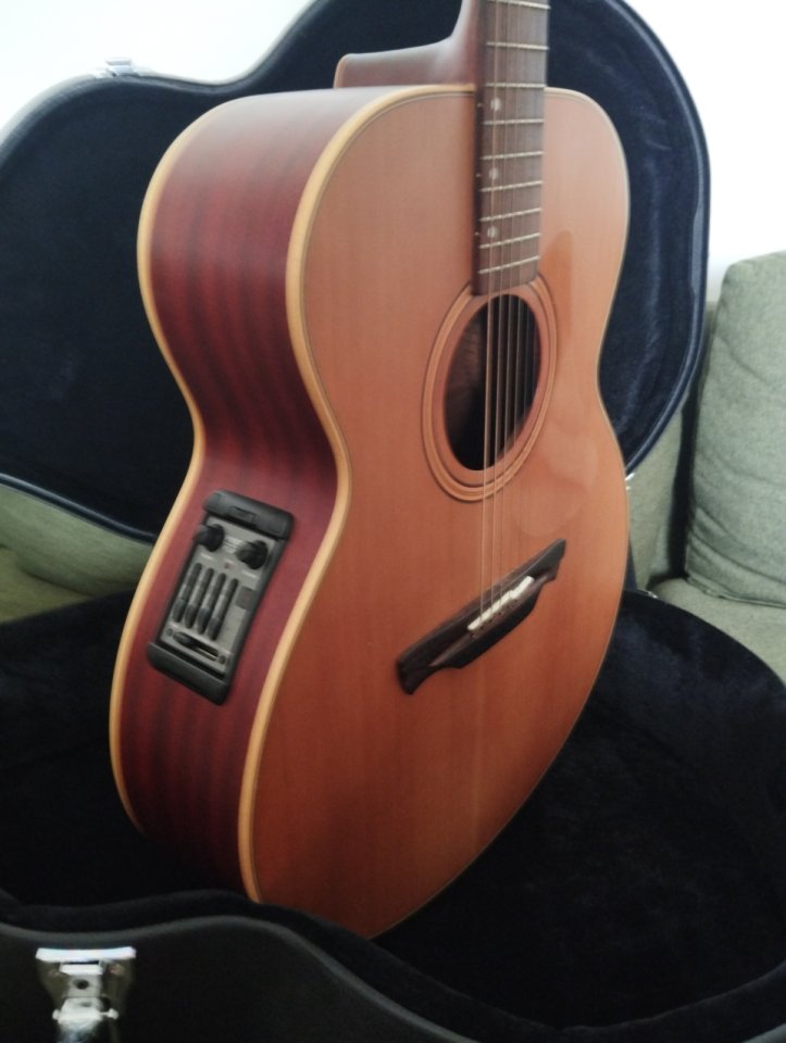 Acústica Alhambra J-1 E3 de segunda mano · Foto 4 de 9 · Barcelona · 425 €