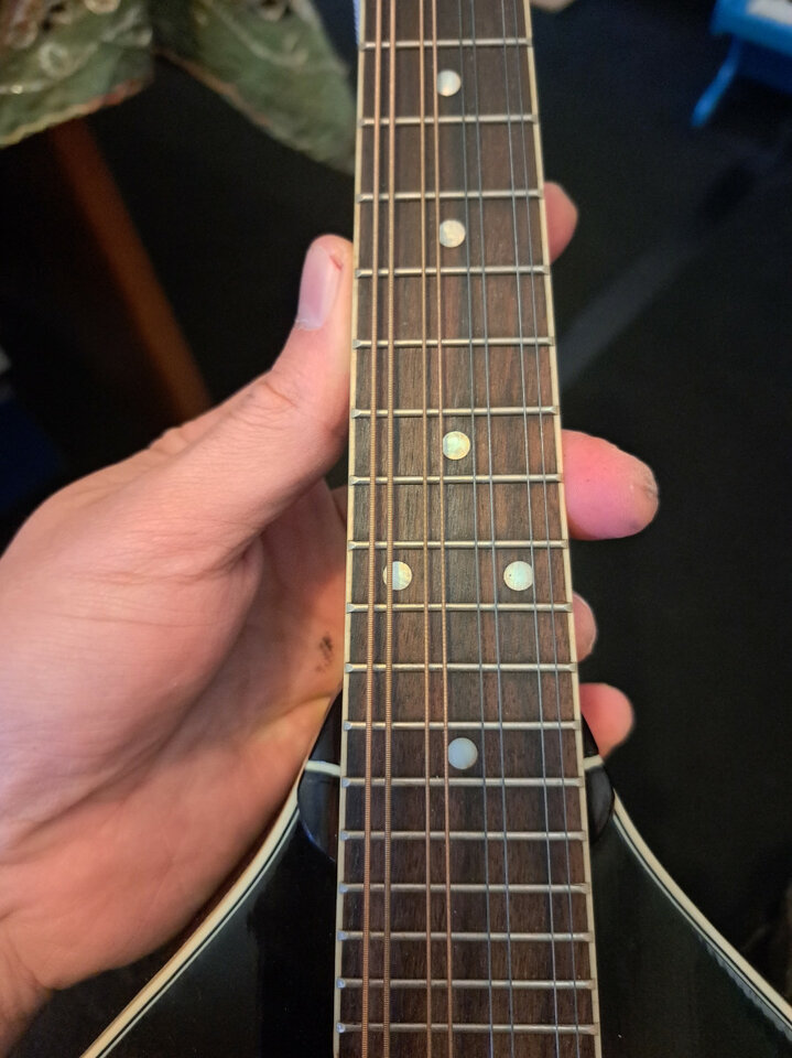 Mandolina Kentucky de segunda mano · Foto 3 de 4 · Pontevedra · 320 €