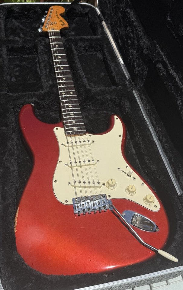 Fender Stratocaster 1972 de segunda mano · Foto 8 de 10 · SC Tenerife · 5200 €
