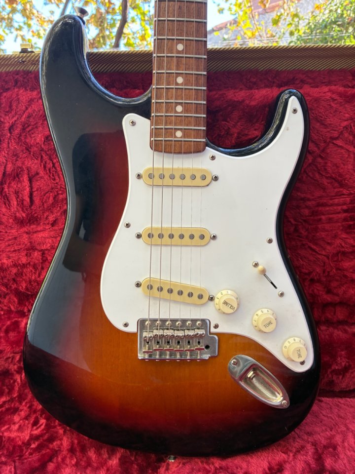 Squire Classic Vibe (Premium) 2009 de segunda mano · Foto 1 de 8 · Madrid · 875 €