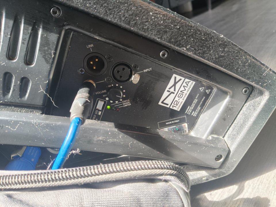 RCF NX 12-SMA Monitor Activo