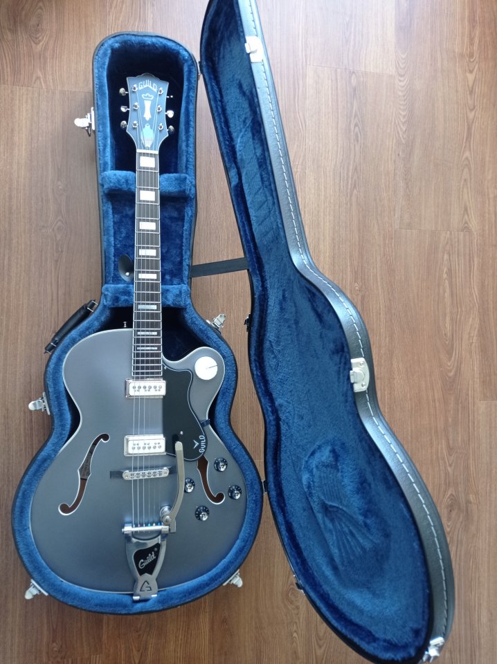 Guild X-175 Manhattan Canyon Dusk NUEVA de segunda mano · Foto 5 de 8 · La Rioja · 1100 €