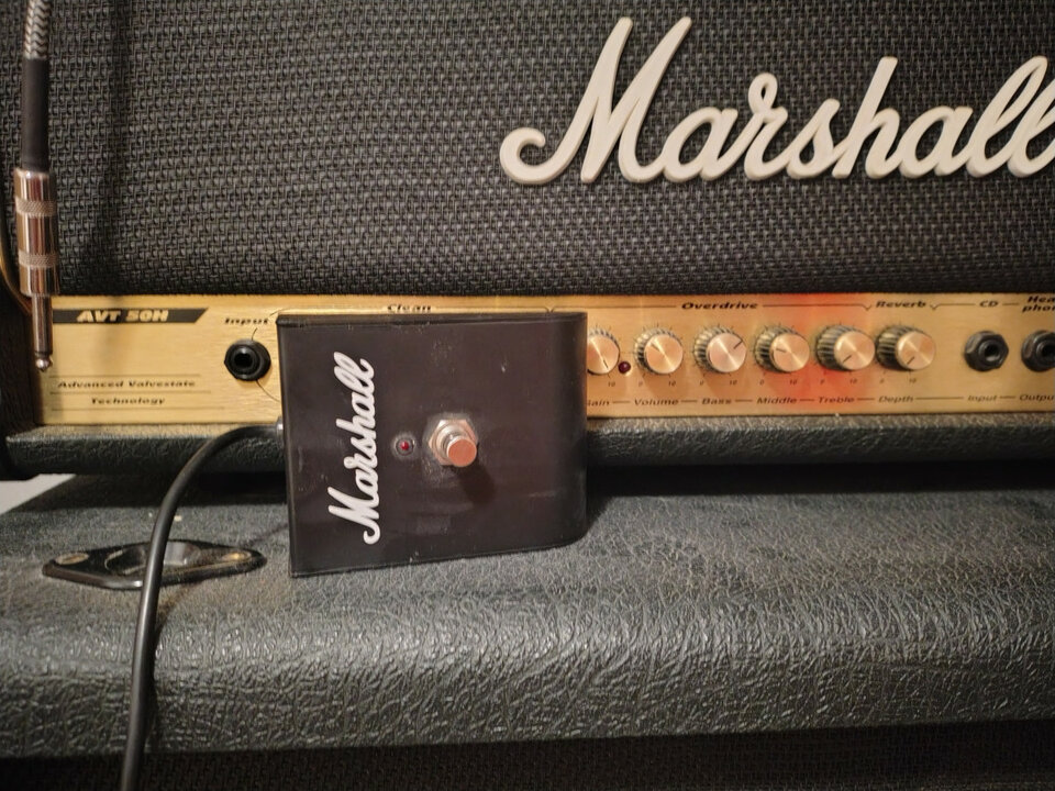 Marshall AVT 50