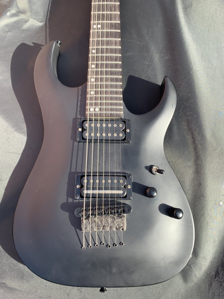 Harley Benton Baritone 7-SBK