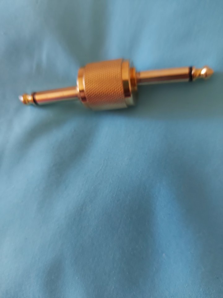 CONECTORES FENDER de segunda mano · Foto 2 de 2 · Málaga · 3 €