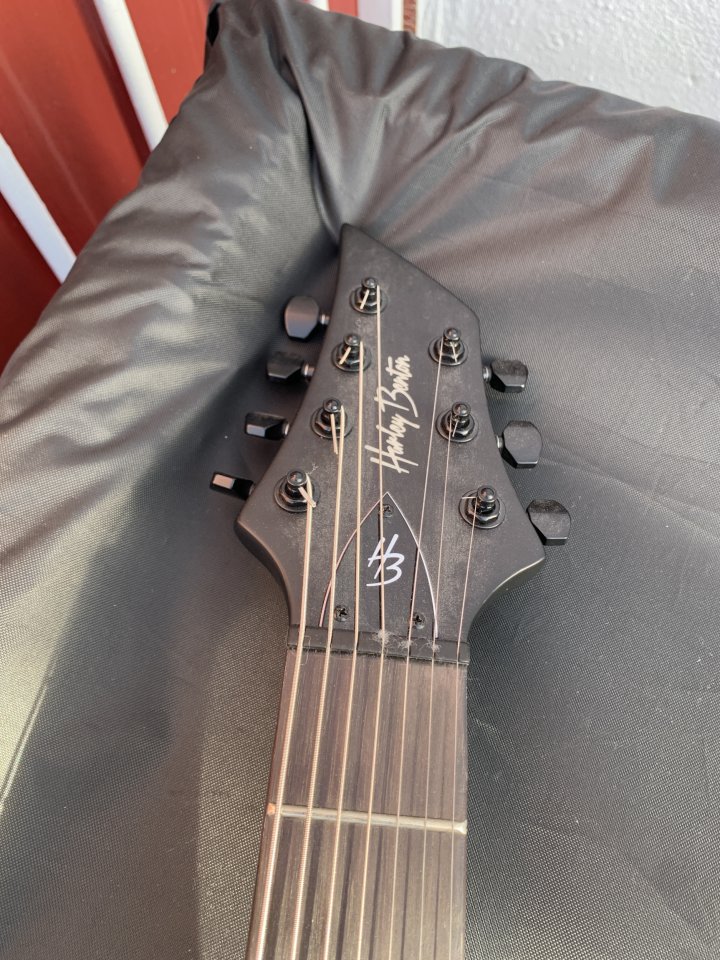 Harley Benton Baritone 7-SBK