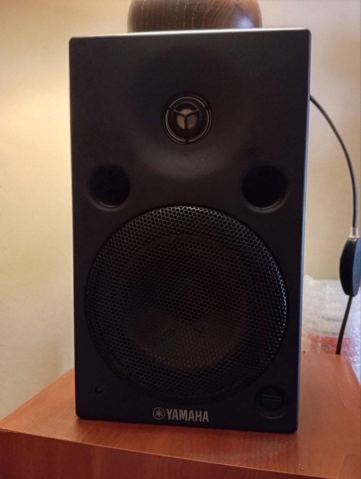 MONITORES YAMAHA MSP5