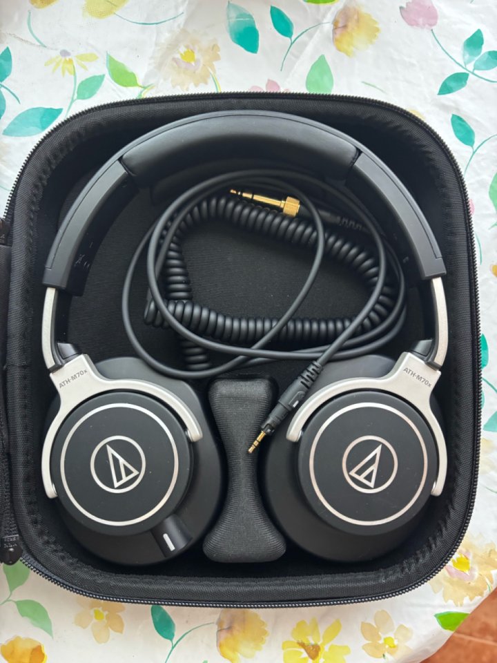 Auriculares Audio-Technica M70X de segunda mano · Foto 1 de 5 · Murcia · 200 €