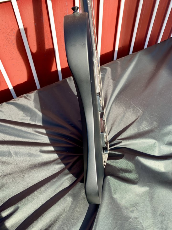 Harley Benton Baritone 7-SBK