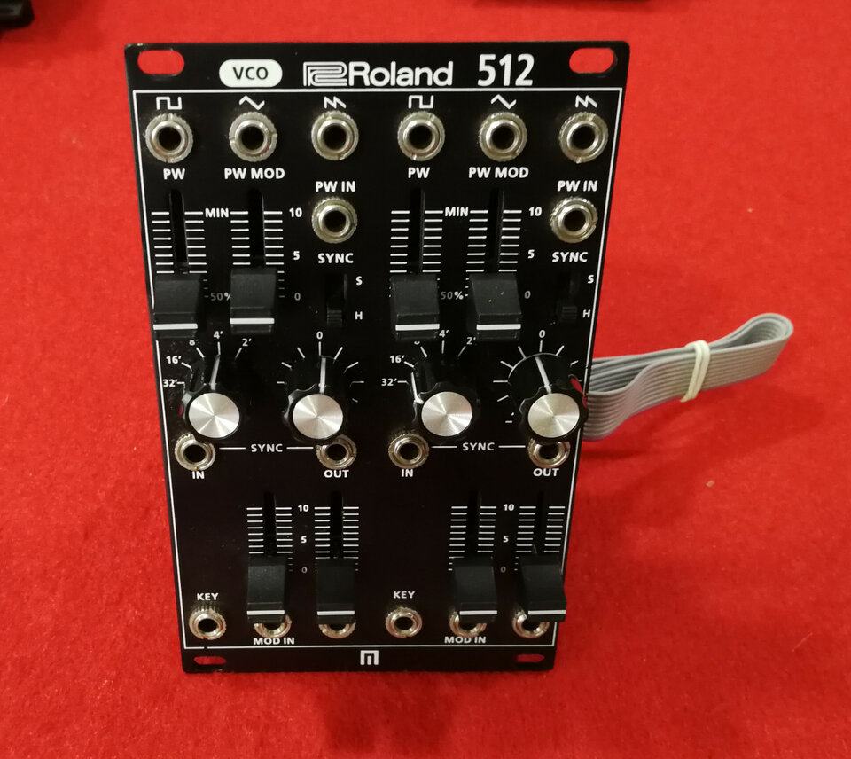 Roland System 500 512